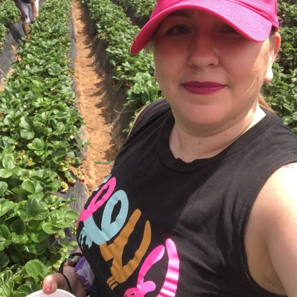 Meet your Posher, Chingona chicana 444